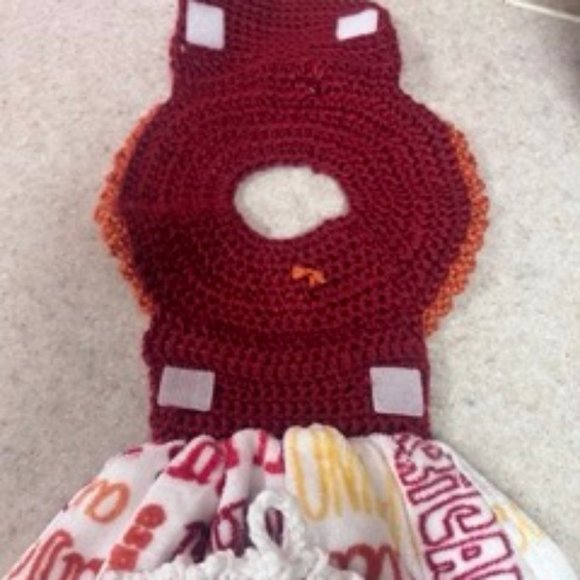 Kitchen Towel Topper w/Pot Holder - Handcrafted - Picture 6 of 6